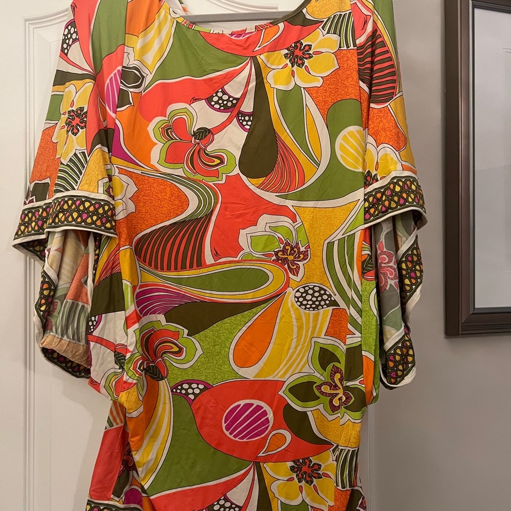 Trina Turk cover up medium